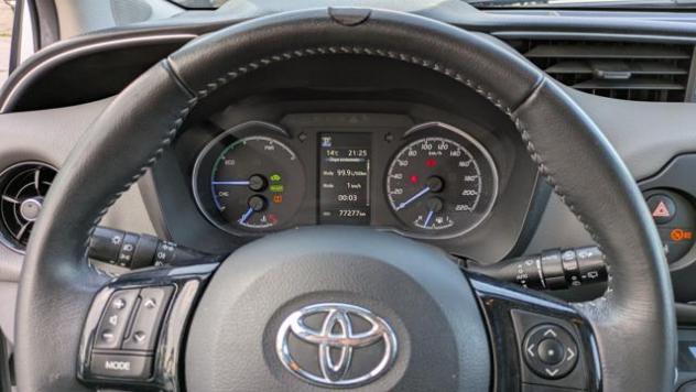 TOYOTA Yaris Hybrid Cool 1.5cc 73cv CAMERA POST. BLUETOOTH rif. 23441401 - Foto 10