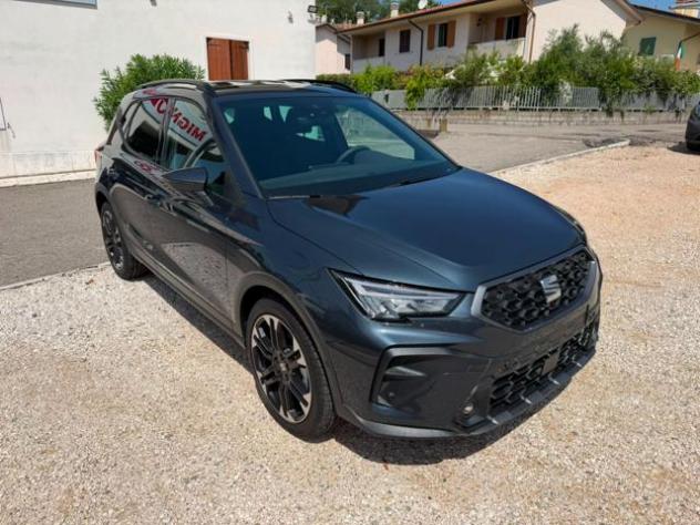 SEAT Arona 1.0 EcoTSI 115 CV Black Edition OK NEOPATENTATI rif. 23993743 - Foto 2