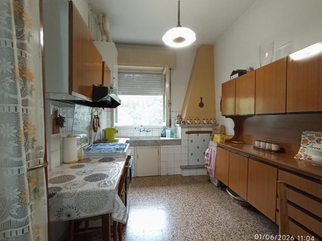 APPARTAMENTO di 4 vani e di 70 mq (CAMAIORE) rif. 1095 - Foto 7