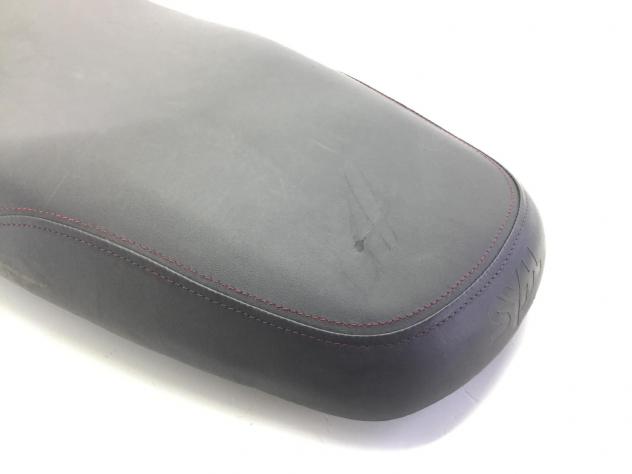 SYM SYMPHONY E5 125 SELLA SADDLE - PICCOLO DIFETTO SU FODERA 2020 2023 - Foto 3