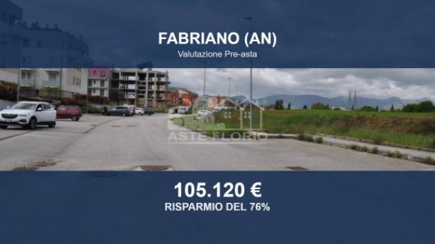 Immobile in asta di 4759 m² in vendita a Fabriano