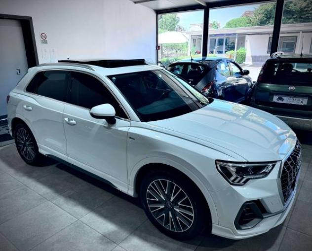 Audi Q3 35 2.0TDI 150CV S-Tronic S-Line - Foto 6