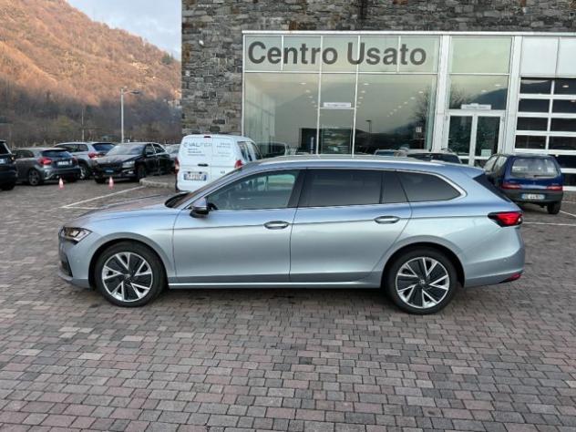SKODA Superb 2.0 TDI DSG Wagon Style rif. 21725634 - Foto 2