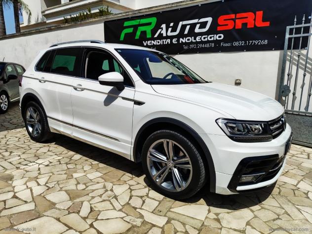 VOLKSWAGEN Tiguan 1.6 TDI Sport BMT - Foto 5