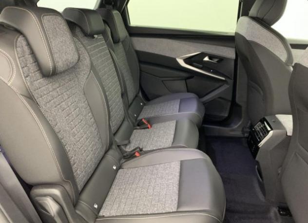 PEUGEOT 5008 1.2 Hybrid 136cv e-DCS6 Allure Pack Navi - 7 Posti rif. 23683672 - Foto 8