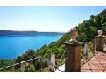 Splendida villa con vista sul lago