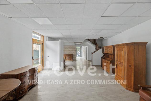 Casa indipendente di 200 m² con 5 locali in vendita a Luino - Foto 9