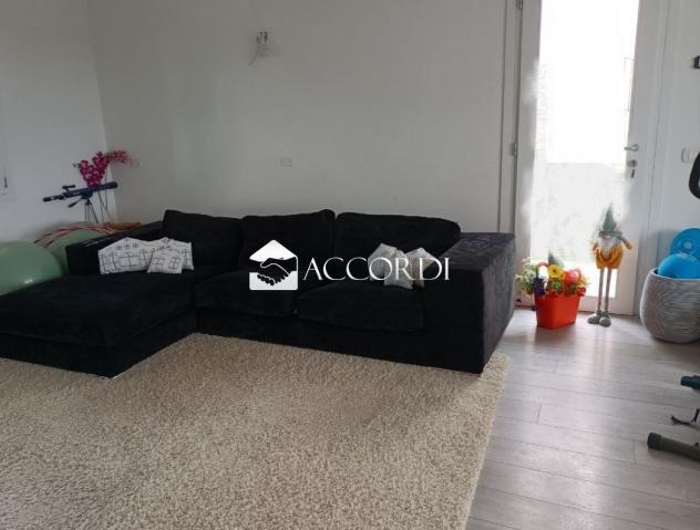 BIFAMILIARE di 5 vani e di 198 mq (MASER) rif. BL081