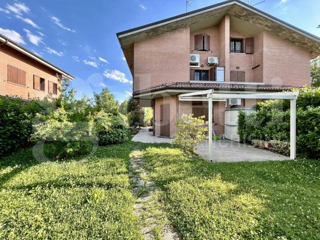 Villa bifamiliare - San Lazzaro di Savena . Rif.: E12VRG