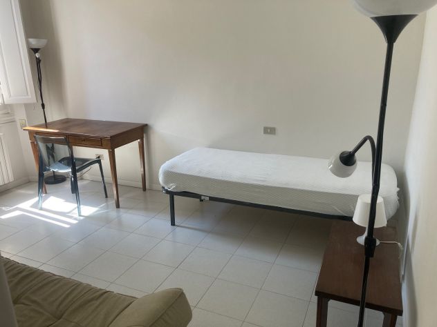 Affittasi a studentessa - Foto 3