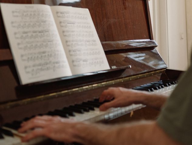 Musicisti per funerale a Como
