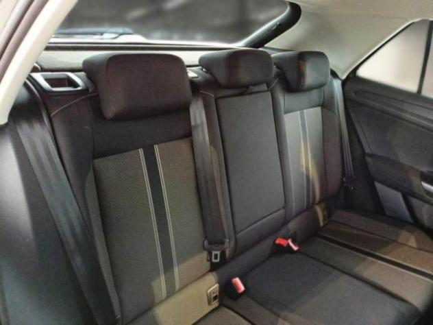 VOLKSWAGEN T-Roc 1.0 TSI Business BlueMotion Technology rif. 23885408 - Foto 10