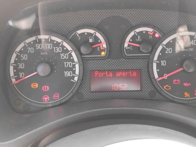 Fiat Panda 1.3 MJT 16V DPF Active - Foto 7