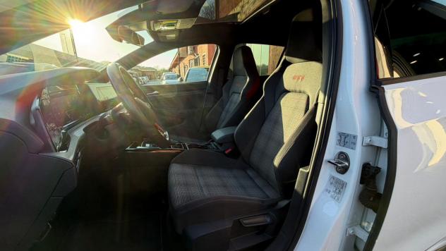 Volkswagen Golf GTI RATA MENSILE 608,00 EURO 2.0 TSI GTI - Foto 6