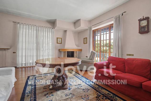 Villa di 348 m² con più di 5 locali e box auto in vendita a Pogliano Milanese - Foto 10