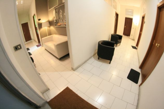 Ufficio/studio indipendente compreso parcheggio - Foto 10