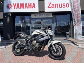 Yamaha XJ6 null