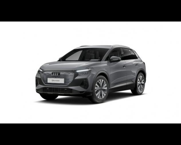 AUDI e-tron Audi Q4 Custom edition 40 150,00 kW rif. 24058031