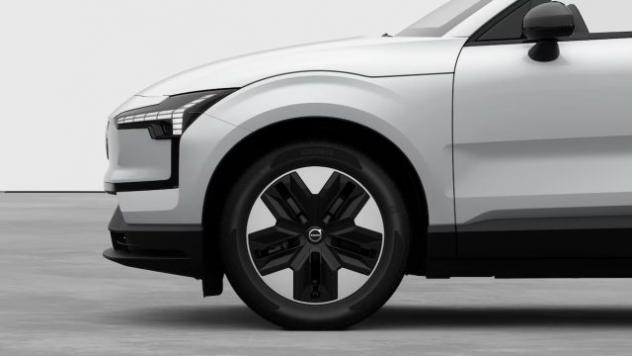VOLVO EX30 Core P5 Long Range Electric rif. 23802024 - Foto 9
