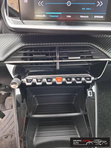 PEUGEOT 208 PureTech 75cv 5p. Active - 2022 - Foto 10