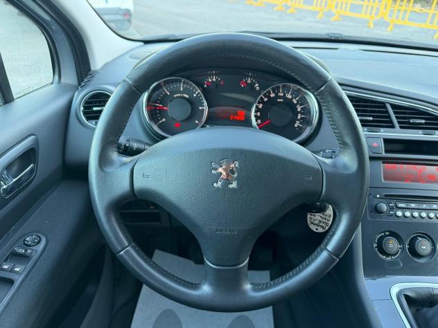 Peugeot 5008 1.6 HDI 115CV ACTIVE 5 POSTI 2013 - Foto 7