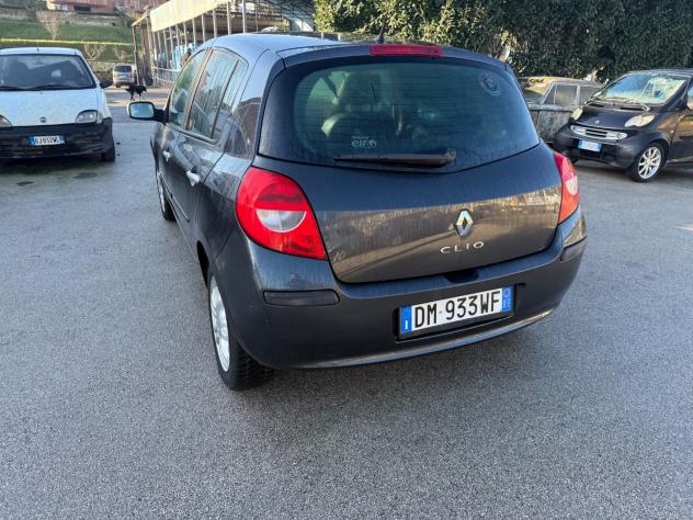 Renault Clio 1.2 16V 5 porte Le Iene GPL - Foto 6