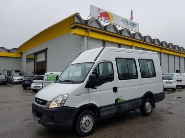IVECO Daily 9 POSTI ELETTRICO DIESEL rif. 24037197