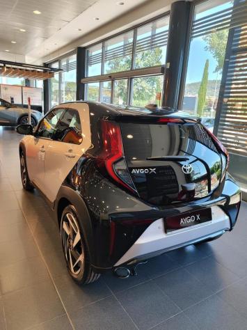 Toyota Aygo X 1.5 Hybrid 115 CV 5 porte Premium - Foto 3