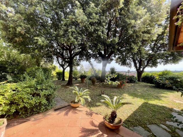 VILLA di 10 vani e di 240 mq (PIETRASANTA) rif. 302 - Foto 5