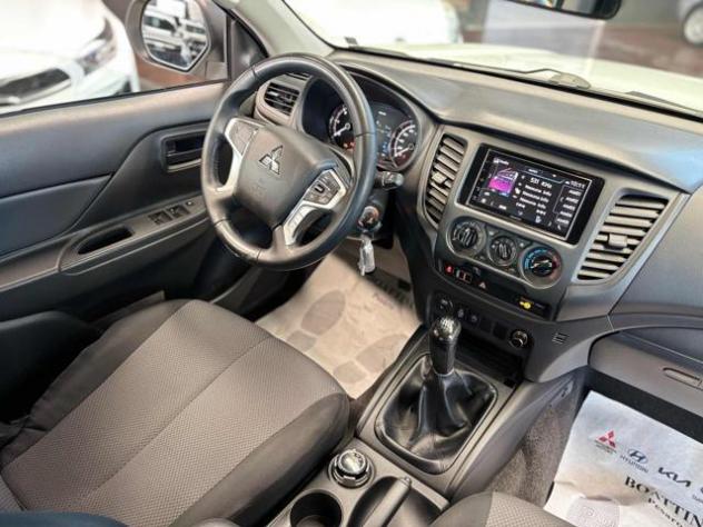 MITSUBISHI L200 2.3 D Double Cab 4x4 Easy Select Invite Connect rif. 23484829 - Foto 10