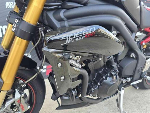 TRIUMPH Speed Triple 1050 / R Export Video 360 rif. 24039644 - Foto 3