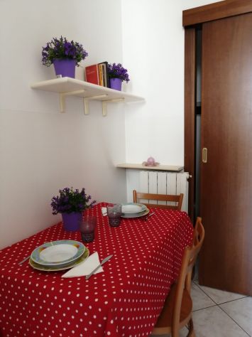 Bilocale con arredo completo su M2 - Foto 6