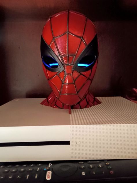 Supporto Alexa Echo Dot 5 - Maschera Spider-Man