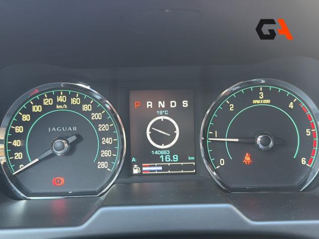 Jaguar XF XF 2.2d s&s auto - Foto 9