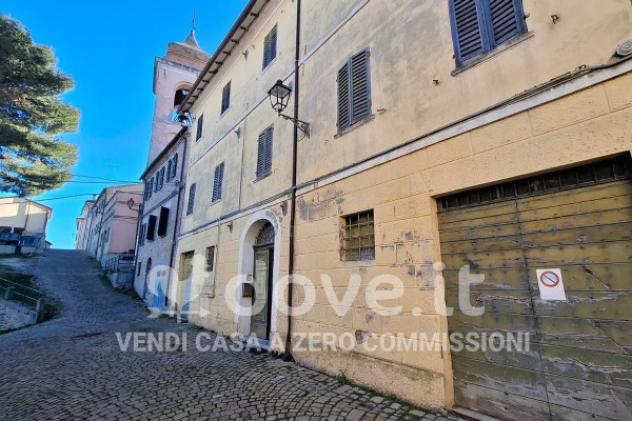 Palazzo / Stabile di 800 m² con più di 5 locali in vendita a Pesaro - Foto 6