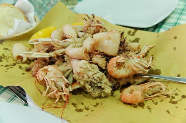RISTORANTE CON MURI ED ABITAZIONE AD AVOLA SR - Foto 4