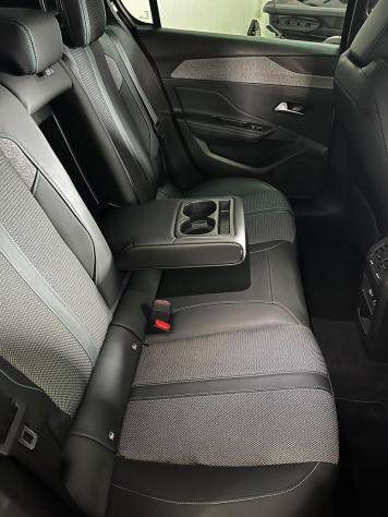 Peugeot 308 BlueHDi 130 S&S EAT8 Allure Pack - Foto 9