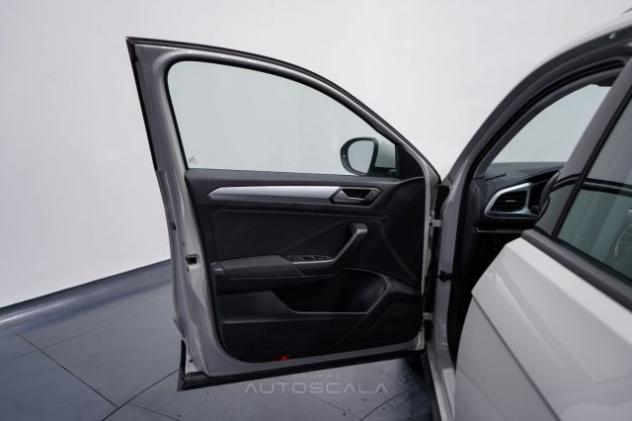 VOLKSWAGEN T-Roc 1.0 TSI 110cv Life rif. 21854700 - Foto 9