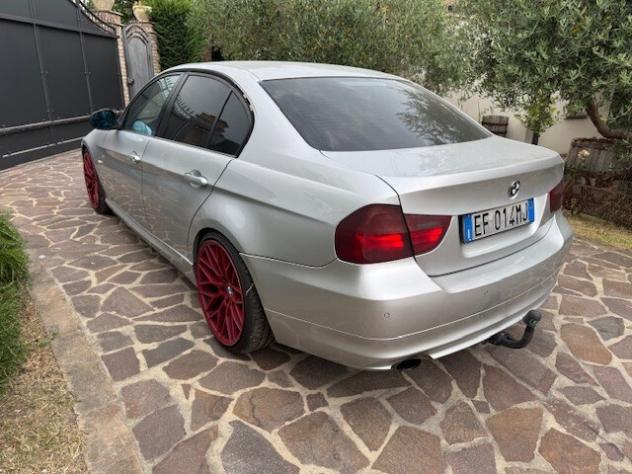 BMW Serie 3 (E90/91) 320d cat Futura - Foto 4