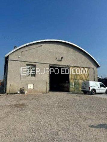 Magazzini e locali di deposito di 960 mq in vendita a Cerea - Rif. 4553446