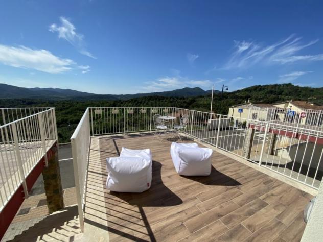 CALDANA IN POSIZIONE BELLISSIMA TERRATETTO CON TERRAZZO PANORAMICO E GIARDINO ESCLUSIVO - Foto 9