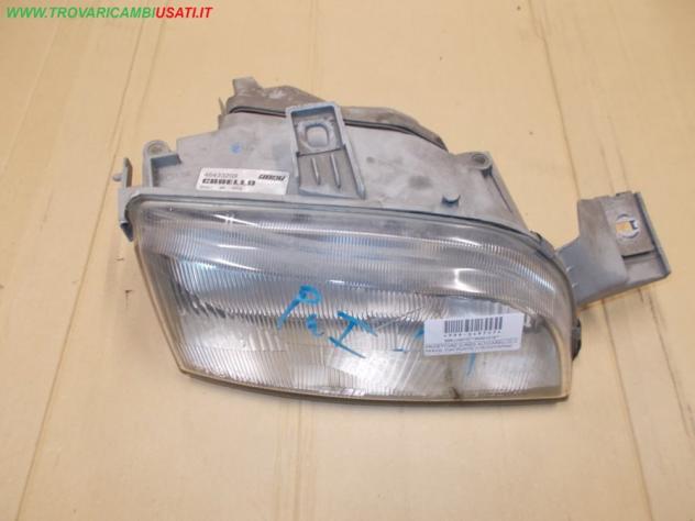 PROIETTORE D./REG.ALT(CARELLO) 2 PARAB. FIAT PUNTO (176-NV/1A/NW) 55 / 60 / 85 / GT Parti elettriche Fanaleria Proiettori Proiettore ant. FIAT - P