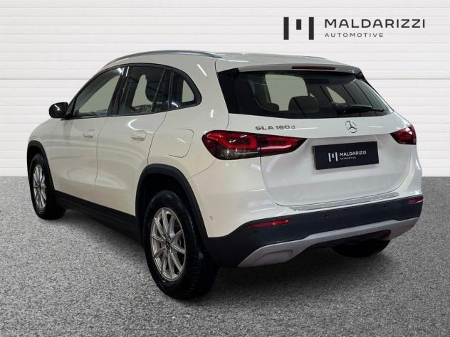 Mercedes-Benz GLA GLA-H247 2020 180 d Business Extra auto - Foto 4