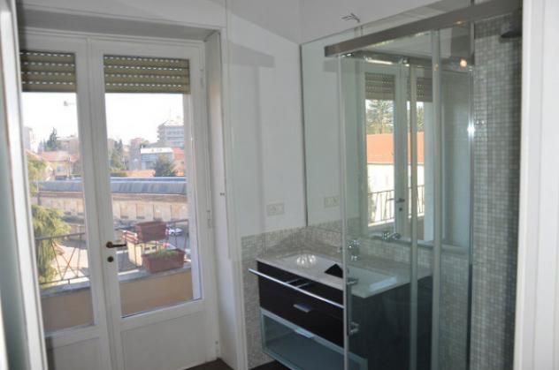 Appartamento di 121 m² con 3 locali e box auto in vendita a Gallarate - Foto 9