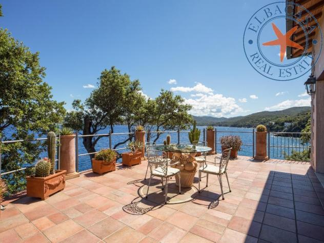 MARCIANA MARINA - ELBA - VILLA DI LUSSO PIEDS DANS L'EAU - Foto 4