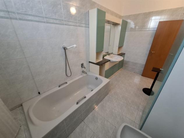 Splendido 4 locali con terrazzo in bifamiliare nel centro di Meda - Foto 15