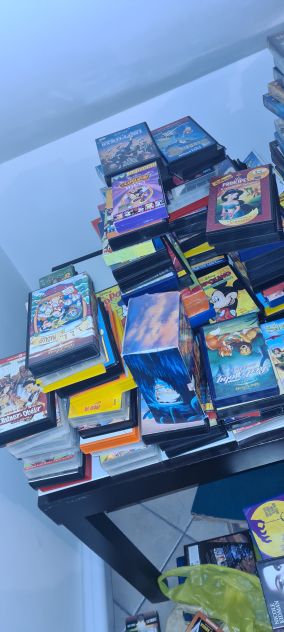 Più di 600 videocassette - Foto 5