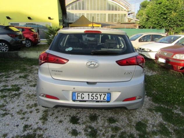 Hyundai i20 1.1 CRDi 12V 5 porte Comfort - Foto 4
