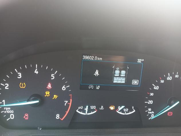 Ford Fiesta 1.1 75 CV 5 porte Titanium POCO SINISTRATA - Foto 5
