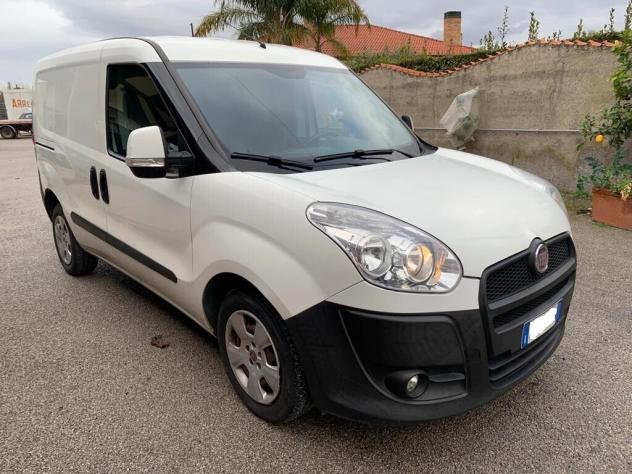 NOLEGGIO AUTO/ FURGONI/ MINIVAN - Foto 8